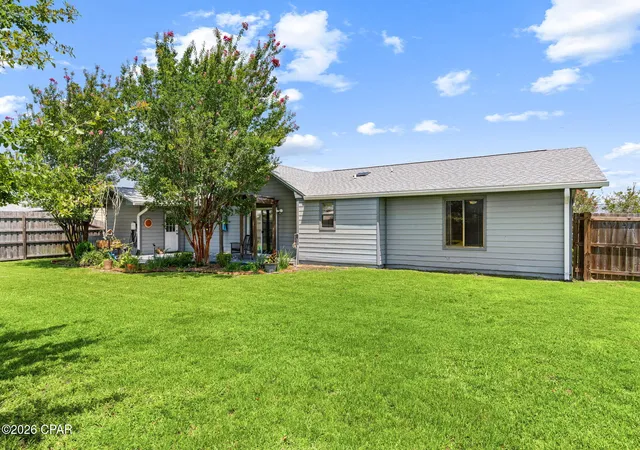 Photo 4 of Single family home for sale at 343 Bell Cir, Lynn Haven, FL 32444 | MLS# 793442 | Listing updated on 2026-08-01