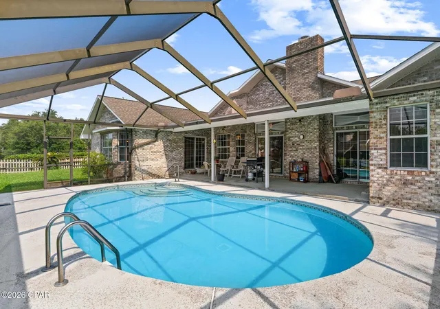 Photo 3 of Single family home for sale at 116 Queens Cir, Panama City, FL 32405 | MLS# 793447 | Listing updated on 2026-09-25