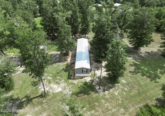 Photo 4 of Manufactured home for sale at 5379 SW Sr #73, Kinard, FL 32449 | MLS# 793451 | Listing updated on 2026-08-02