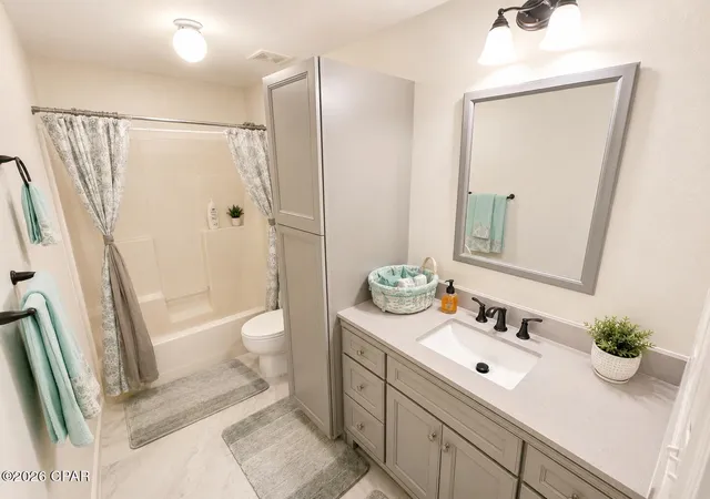 Photo 4 of Single family home for sale at 2530 Mashburn Rd, Marianna, FL 32448 | MLS# 793475 | Listing updated on 2026-09-15
