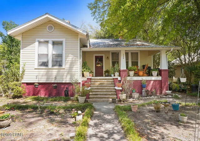 Photo 2 of Single family home for sale at 1324 Coggin Ave, Chipley, FL 32428 | MLS# 793484 | Listing updated on 2026-08-03