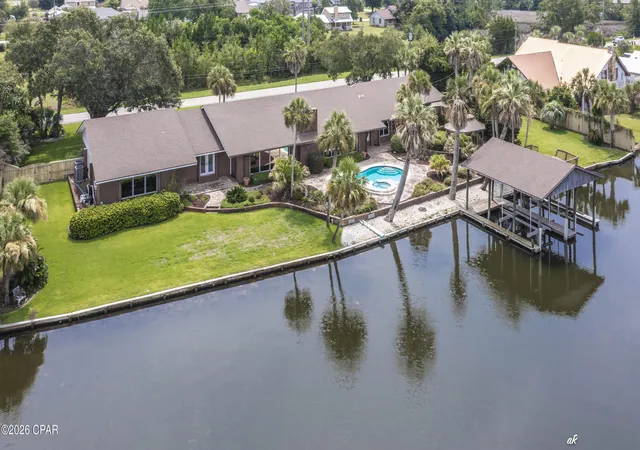 Photo 3 of Single family home for sale at 4605 Northshore Rd, Lynn Haven, FL 32444 | MLS# 793514 | Listing updated on 2026-09-14