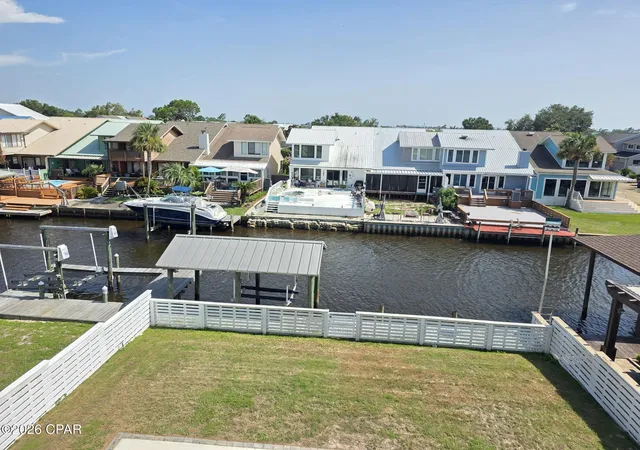 Photo 3 of Sale Pending at 1325 Calabria Rd, Panama City, FL 32405 | MLS# 793515 | Listing updated on 2026-09-11