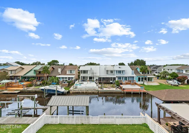 Photo 4 of Sale Pending at 1325 Calabria Rd, Panama City, FL 32405 | MLS# 793515 | Listing updated on 2026-09-11