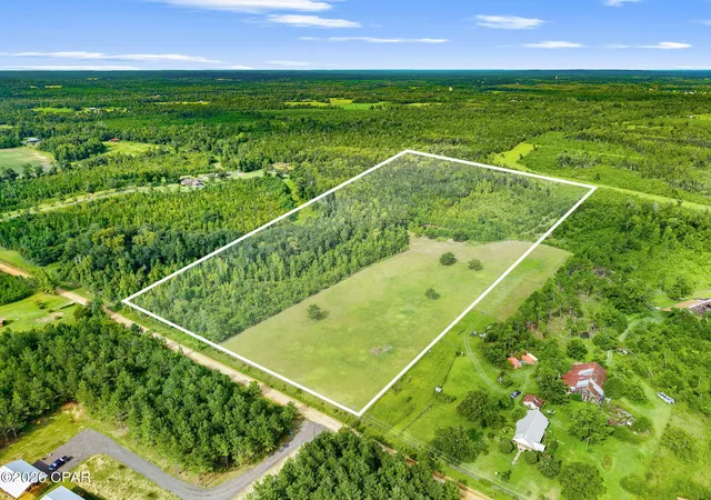Photo 1 of Sale Pending at 1979 Mutual Rd, Cottondale, FL 32431 | MLS# 793551 | Listing updated on 2026-09-12