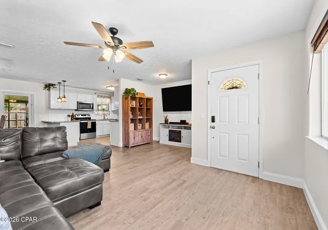Photo 3 of Sale Pending at 4018 Valencia Ct, Panama City, FL 32405 | MLS# 793553 | Listing updated on 2026-09-04