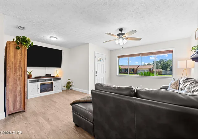 Photo 4 of Sale Pending at 4018 Valencia Ct, Panama City, FL 32405 | MLS# 793553 | Listing updated on 2026-09-04