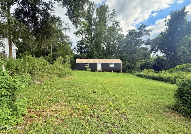 Photo 4 of Single family home for sale at 2977 Jefferson St, Marianna, FL 32446 | MLS# 793561 | Listing updated on 2026-08-31