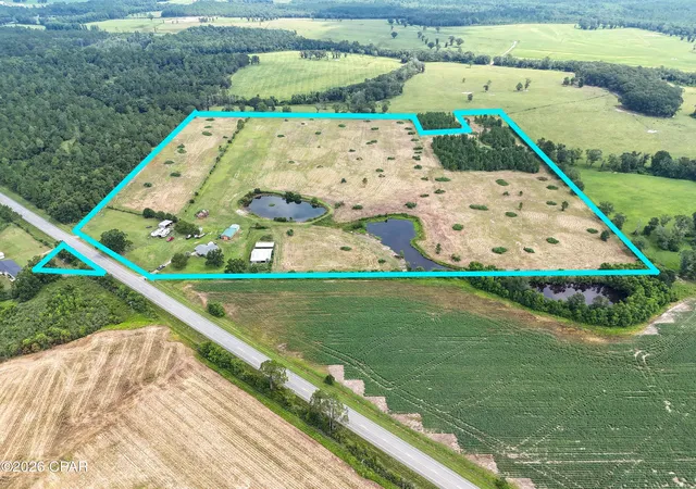 Single family home for sale at 13274 N US Hwy 331, Defuniak Springs, FL 32433 | MLS# 793597