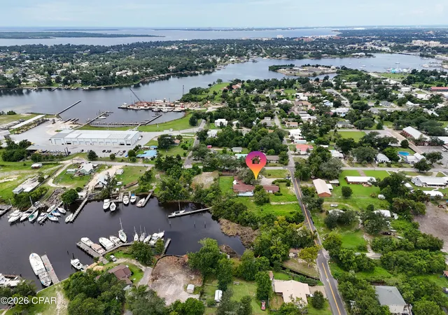 Photo 3 of Single family home for sale at 2402 E 2nd Court, Panama City, FL 32401 | MLS# 793604 | Listing updated on 2026-09-04