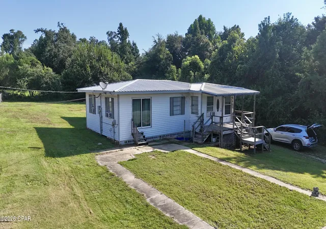 Photo 3 of Single family home for sale at 4320 South St, Marianna, FL 32448 | MLS# 793642 | Listing updated on 2026-09-11
