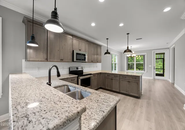 Photo 4 of Single family home for sale at 29 Pintail Blvd, Freeport, FL 32439 | MLS# 793671 | Listing updated on 2026-08-06
