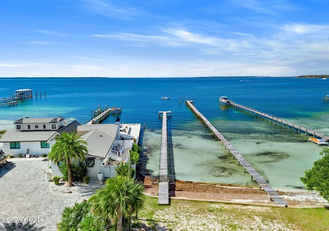 Photo 3 of Sale Pending at 2400 W Beach Dr, Panama City, FL 32401 | MLS# 793702 | Listing updated on 2026-08-28