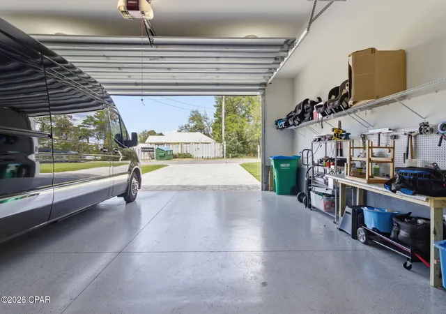 Photo 4 of Single family home for sale at 21915 Lakeview Dr, Panama City Beach, FL 32413 | MLS# 793743 | Listing updated on 2026-09-08