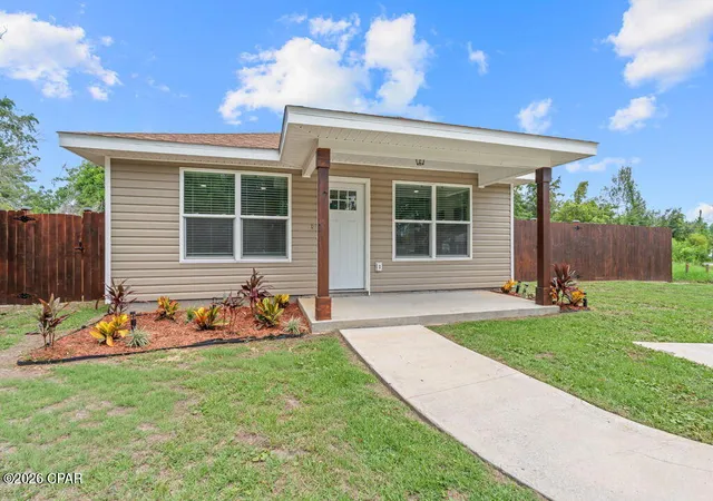 Photo 4 of Sale Pending at 1115 Hamilton Ave, Panama City, FL 32401 | MLS# 793773 | Listing updated on 2026-09-09