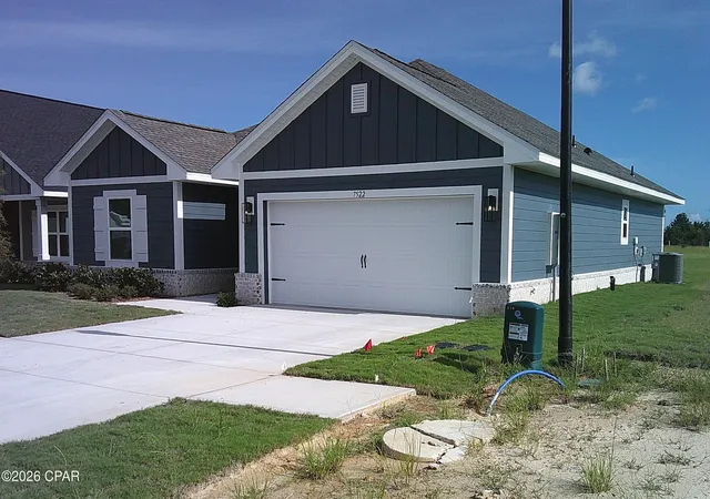Photo 2 of Single family home for sale at 7522 Preserve Dr, Panama City, FL 32404 | MLS# 793827 | Listing updated on 2026-10-06
