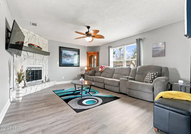 Photo 3 of Single family home for sale at 6040 Howard Rd, Panama City, FL 32404 | MLS# 793844 | Listing updated on 2026-09-08