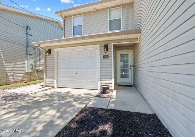 Photo 3 of Townhouse for sale at 4128 Catherine St, Panama City, FL 32408 | MLS# 793880 | Listing updated on 2026-09-12