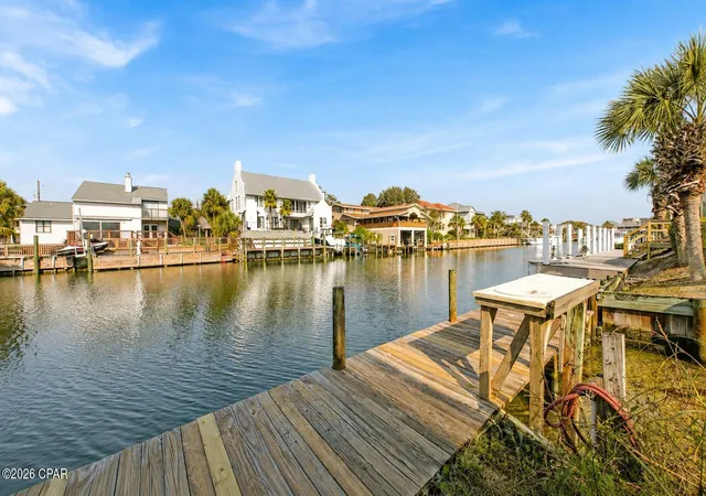 Photo 3 of Single family home for sale at 521 Gulf Shore Dr, Destin, FL 32541 | MLS# 793884 | Listing updated on 2026-08-31