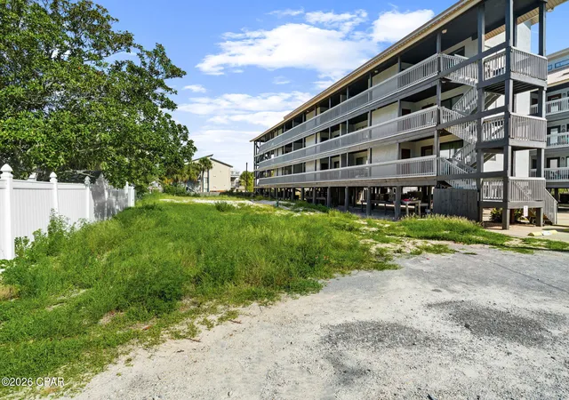 Photo 4 of Land for sale at 4112 Holiday Dr, Panama City, FL 32408 | MLS# 793892 | Listing updated on 2026-08-12