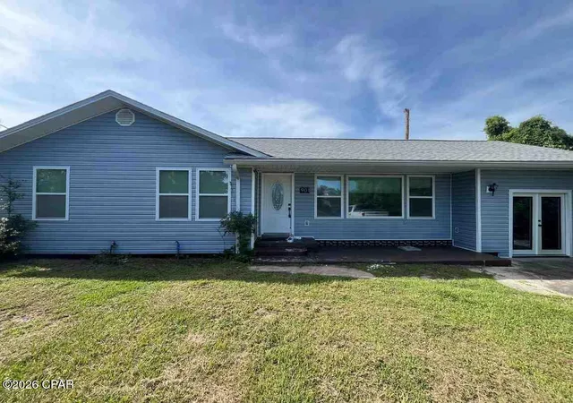 Photo 2 of Townhouse for sale at 901 E 2nd Place, Panama City, FL 32401 | MLS# 793910 | Listing updated on 2026-09-11