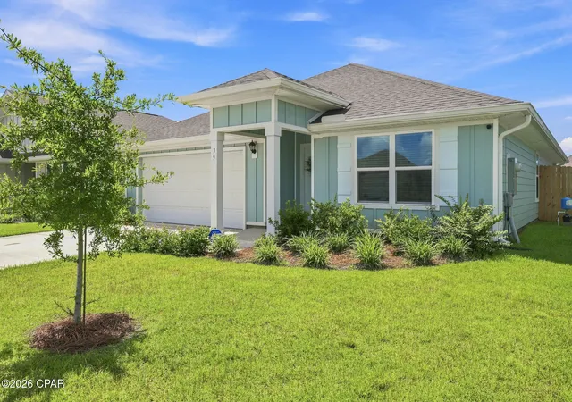 Photo 2 of Sale Pending at 39 Tawny Owl Ct, Freeport, FL 32439 | MLS# 793952 | Listing updated on 2026-09-14