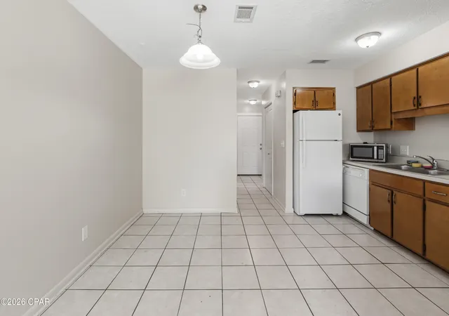 Photo 4 of Townhouse for sale at 4455 W 19th Street #44, Panama City, FL 32405 | MLS# 793979 | Listing updated on 2026-08-13