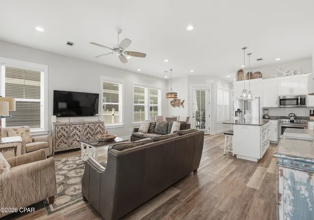 Photo 3 of Single family home for sale at 5516 Gulf Dr, Panama City, FL 32408 | MLS# 794031 | Listing updated on 2026-08-14