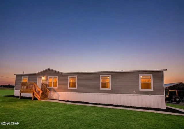 Photo 3 of Manufactured home for sale at 1283 Gavin Rd, Bonifay, FL 32425 | MLS# 794033 | Listing updated on 2026-10-06