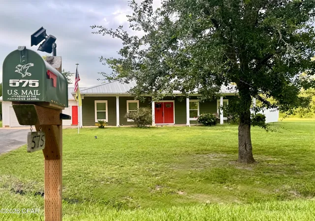 Photo 3 of Single family home for sale at 575 W River Rd, Wewahitchka, FL 32465 | MLS# 794055 | Listing updated on 2026-08-24