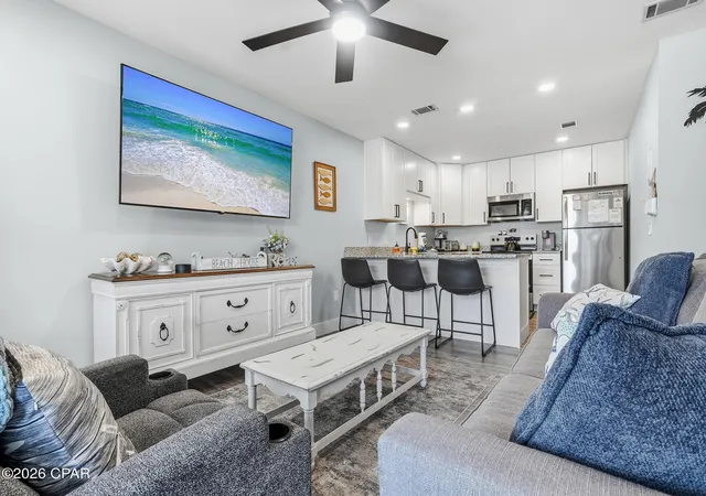 Listing Photo 5 - Condo for sale in building located at 501 Granada Cir, Panama City Beach, FL 32413 - Unit #501A