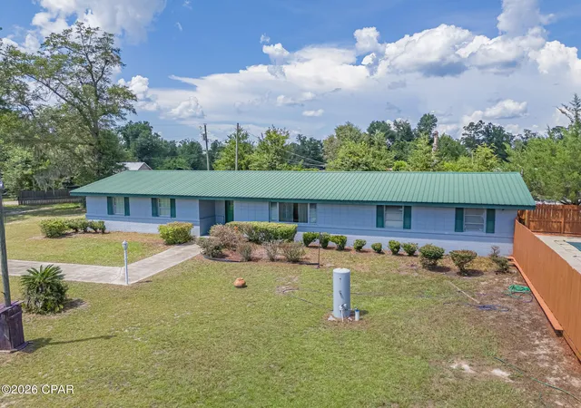 Photo 2 of Single family home for sale at 6073 Devorak Dr, Marianna, FL 32446 | MLS# 794186 | Listing updated on 2026-08-17