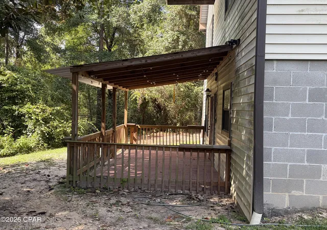 Photo 4 of Sale Pending at 1029 Putnam Ave, Alford, FL 32420 | MLS# 794211 | Listing updated on 2026-10-05