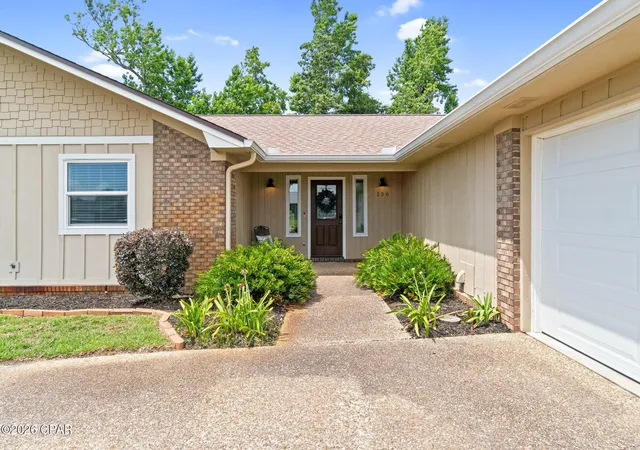 Photo 3 of Sale Pending at 136 Derby Woods Dr, Lynn Haven, FL 32444 | MLS# 794245 | Listing updated on 2026-10-05