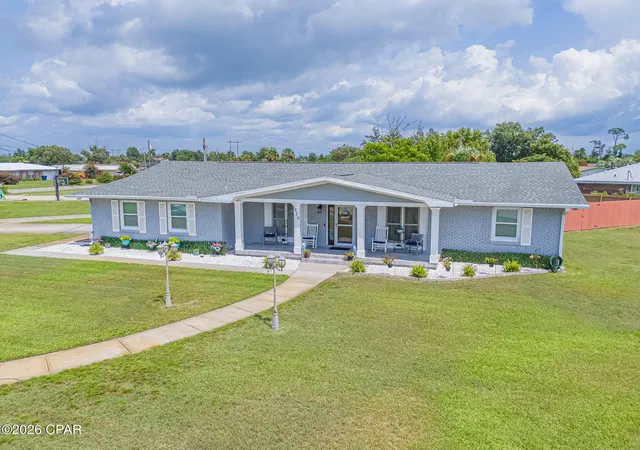 Photo 2 of Single family home for sale at 830 Brandeis Ave, Panama City, FL 32405 | MLS# 794252 | Listing updated on 2026-09-23