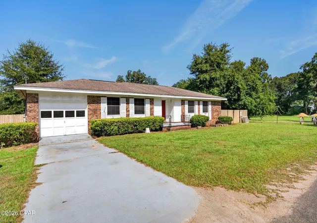 Photo 2 of Single family home for sale at 760 Brown St, Chipley, FL 32428 | MLS# 794255 | Listing updated on 2026-09-15