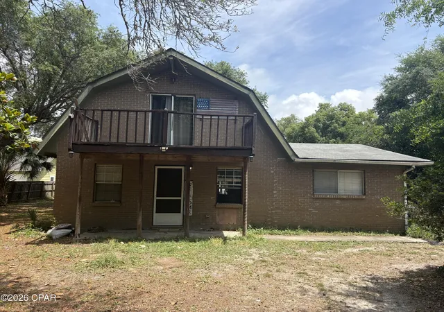 Photo 3 of Sale Pending at 8908 N Lagoon Dr, Panama City, FL 32408 | MLS# 794271 | Listing updated on 2026-09-10