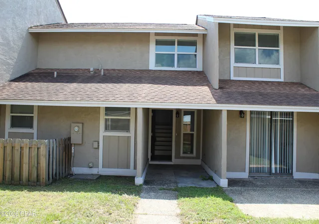 Photo 3 of Townhouse for sale at 1824 Mallard Dr #B, Panama City, FL 32404 | MLS# 794311 | Listing updated on 2026-09-24