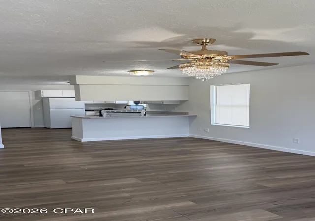 Listing Photo 4 - Condo for sale in building located at 3715 Burnham Wy, Panama City, FL 32405