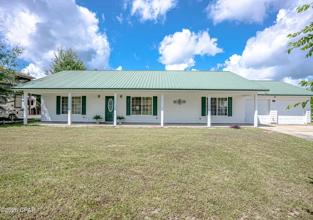 Single family home for sale at 9107 Sunshine Dr, Youngstown, FL 32466 | MLS# 794339