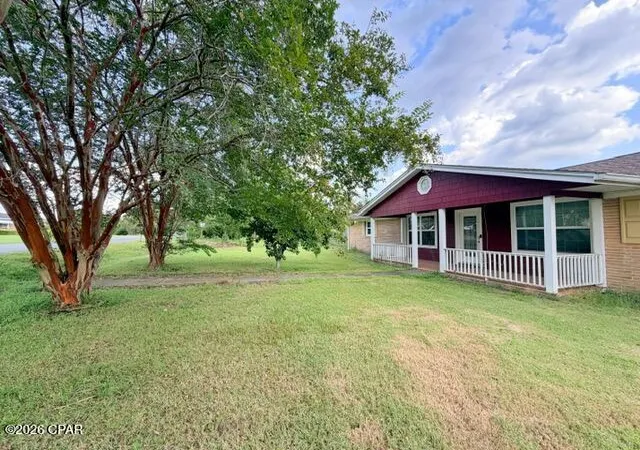 Photo 3 of Single family home for sale at 4327 7th Avenue, Marianna, FL 32446 | MLS# 794376 | Listing updated on 2026-08-26
