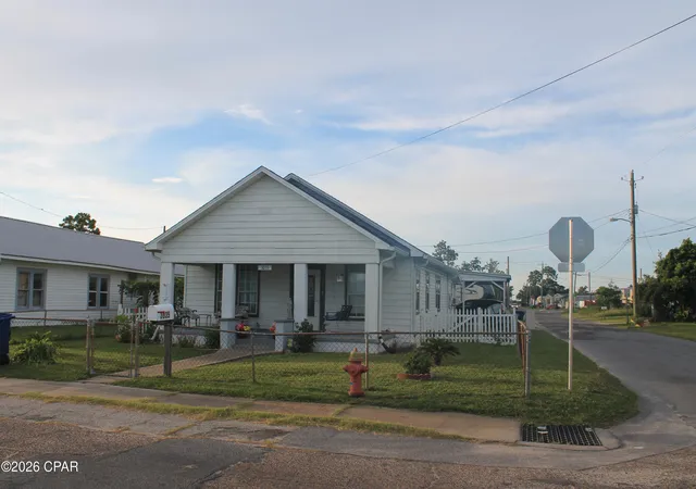 Photo 1 of Single family home for sale at 3035 E 5th Street, Panama City, FL 32401 | MLS# 794381 | Listing updated on 2026-09-15