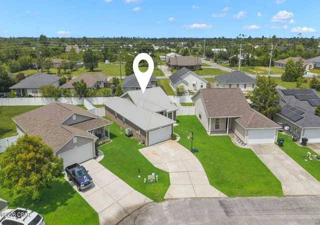 Photo 4 of Sale Pending at 3005 Nowell Ct, Panama City, FL 32405 | MLS# 794393 | Listing updated on 2026-09-22