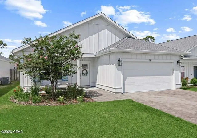 Photo 1 of Single family home for sale at 261 N Wells St, Panama City Beach, FL 32413 | MLS# 794398 | Listing updated on 2026-09-07