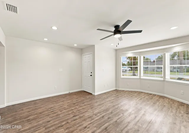 Photo 2 of Sale Pending at 1279 Amherst Rd, Panama City, FL 32405 | MLS# 794399 | Listing updated on 2026-08-26
