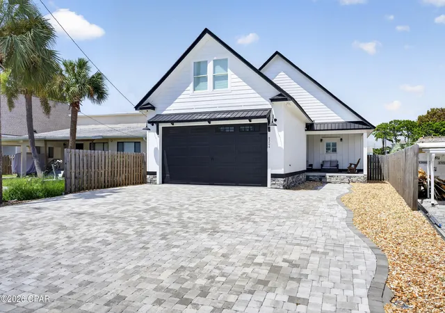 Photo 4 of Single family home for sale at 8204 S Lagoon Dr, Panama City Beach, FL 32408 | MLS# 794408 | Listing updated on 2026-09-11