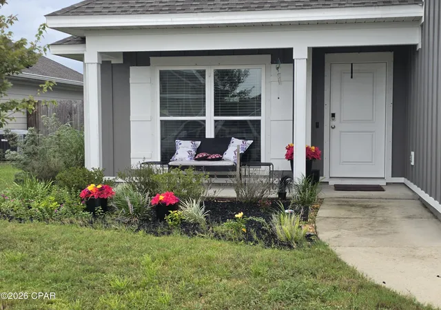 Photo 3 of Single family home for sale at 214 Bayou Bend Ln, Panama City, FL 32404 | MLS# 794411 | Listing updated on 2026-09-27