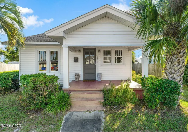 Photo 3 of Single family home for sale at 1032 Jenks Ave, Panama City, FL 32401 | MLS# 794420 | Listing updated on 2026-08-21