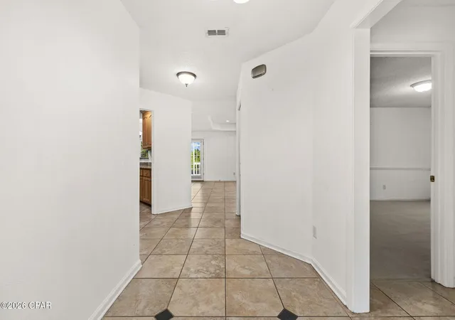 Photo 3 of Sale Pending at 2748 Appalachee Trl, Marianna, FL 32446 | MLS# 794435 | Listing updated on 2026-08-28