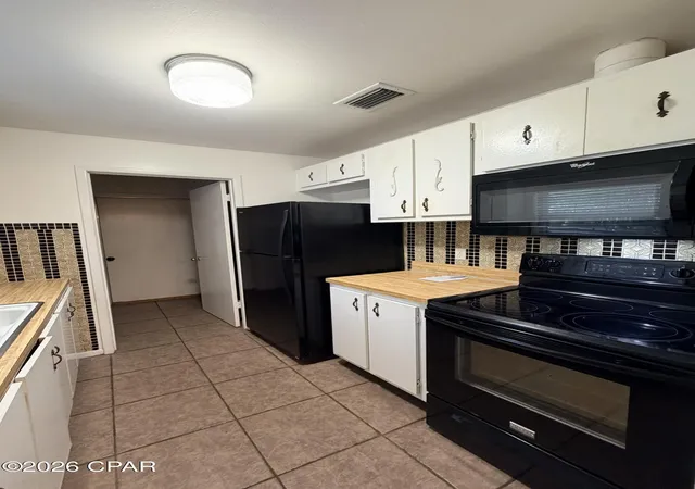 Photo 3 of Sale Pending at 1995 Ambassador Ct, Chipley, FL 32428 | MLS# 794449 | Listing updated on 2026-08-29